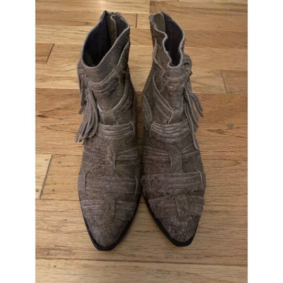 Free People womens tan/sand Decade suede distressed fringe ankle booties sz 40/9 - Picture 2 of 10